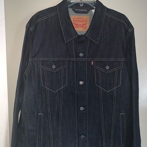 Levi’s Trucker Jacket